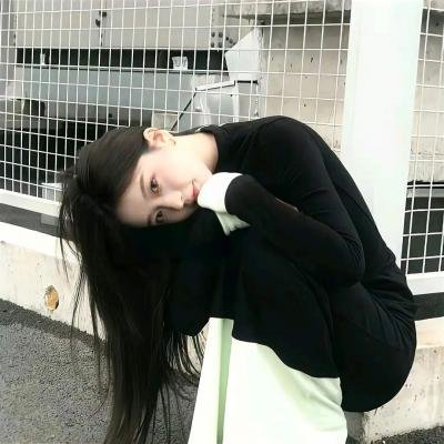 屋顶上的猫